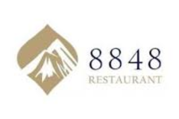 8848 Restaurant slide 3
