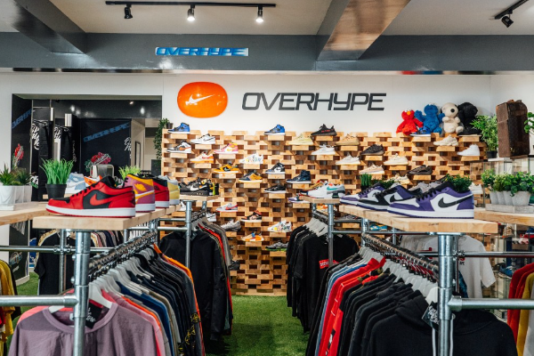 OverHype Store slide 1