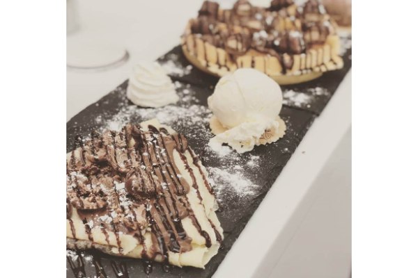 Shakes 'n' Cakes slide 1