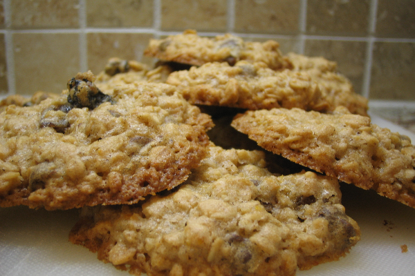 OATMEAL RAISIN COOKIE DOUGH